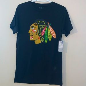 New W/ Tags NHL Chicago Black Hawks Official T-Shirt